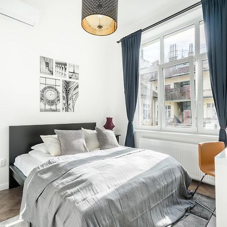 Bpr Sirius Suite With A/C Budapesta Exterior foto