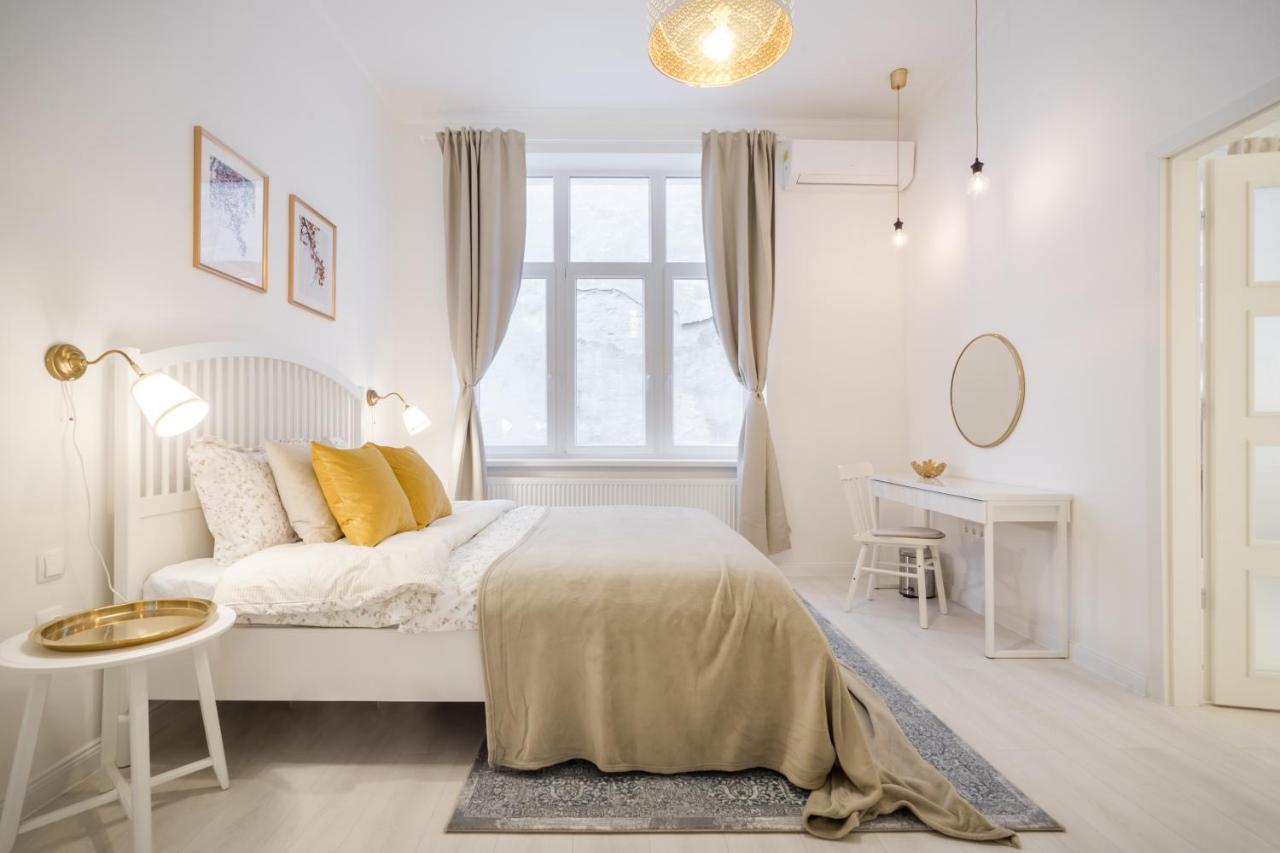 Bpr Sirius Suite With A/C Budapesta Exterior foto